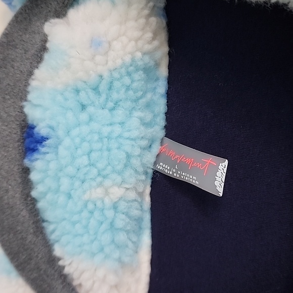 NWOT FP MOVEMENT Rocky Ridge Pullover Ocean Tie Dye Combo L Hit the Slopes blue - Picture 14 of 17